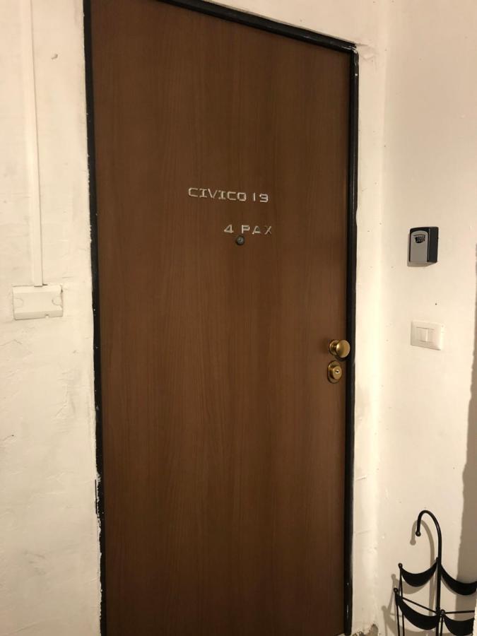 Civico 19 Apartment Sassari Luaran gambar