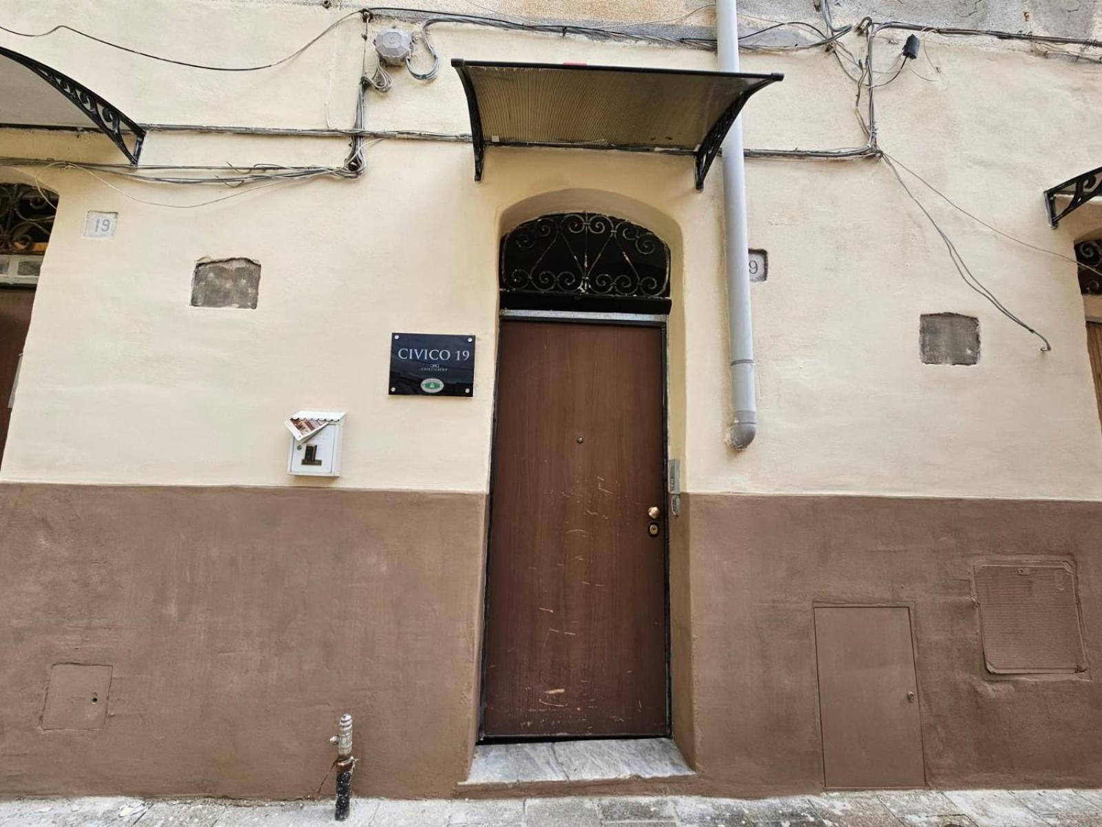 Civico 19 Apartment Sassari Luaran gambar